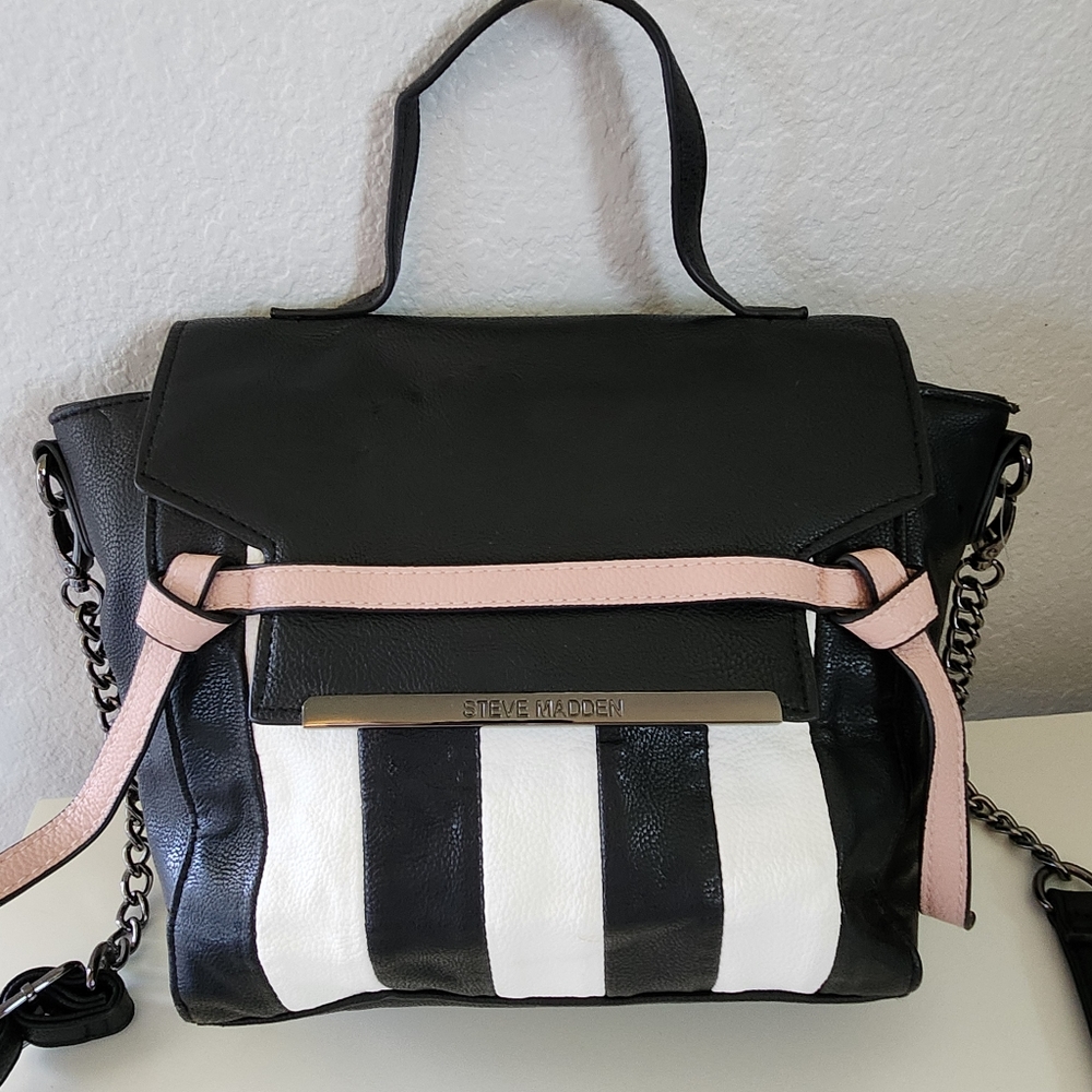 Steve Madden Top Handle